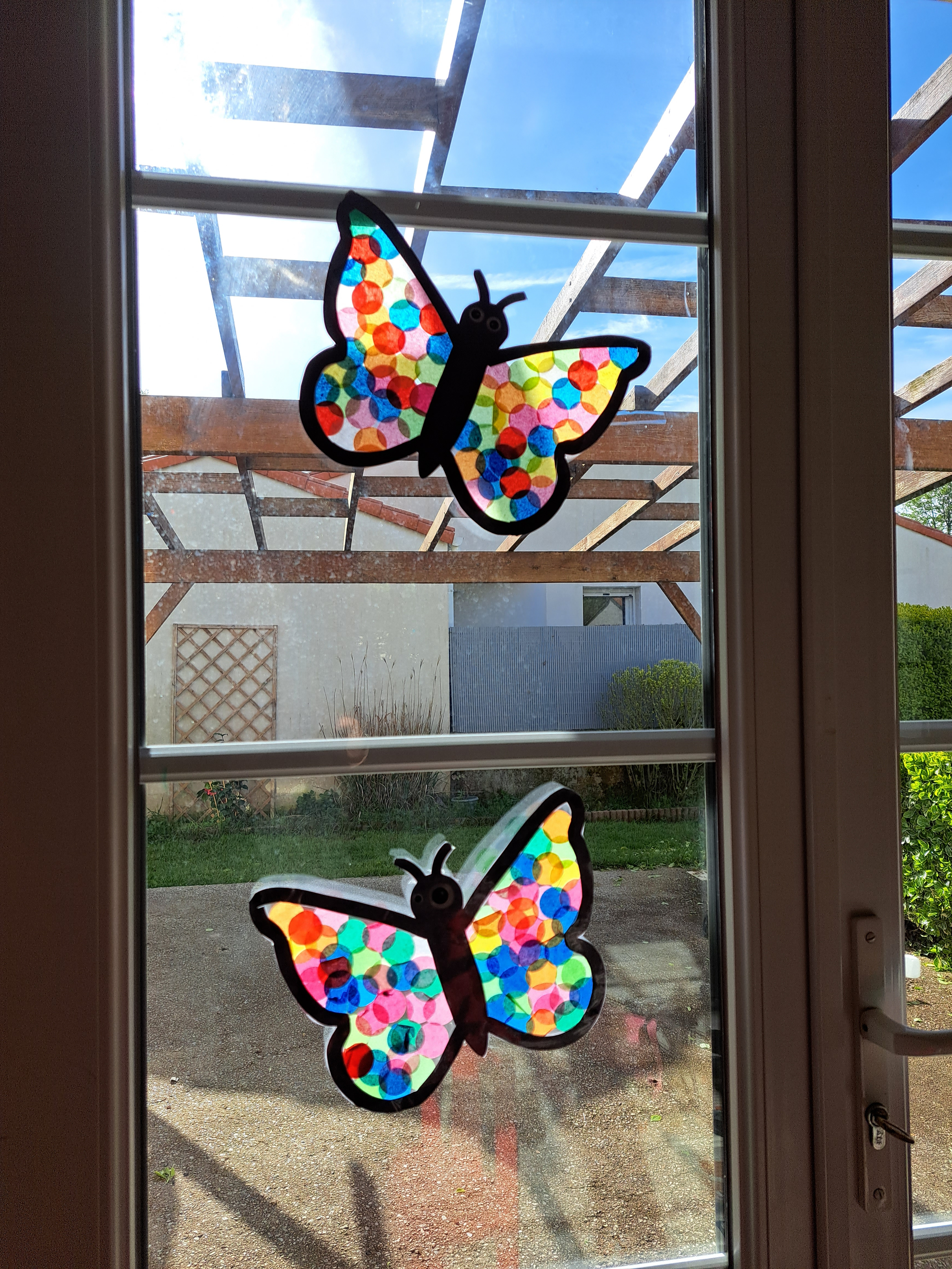 Créateur d'attrape-soleil Crayola - Jardin de papillons