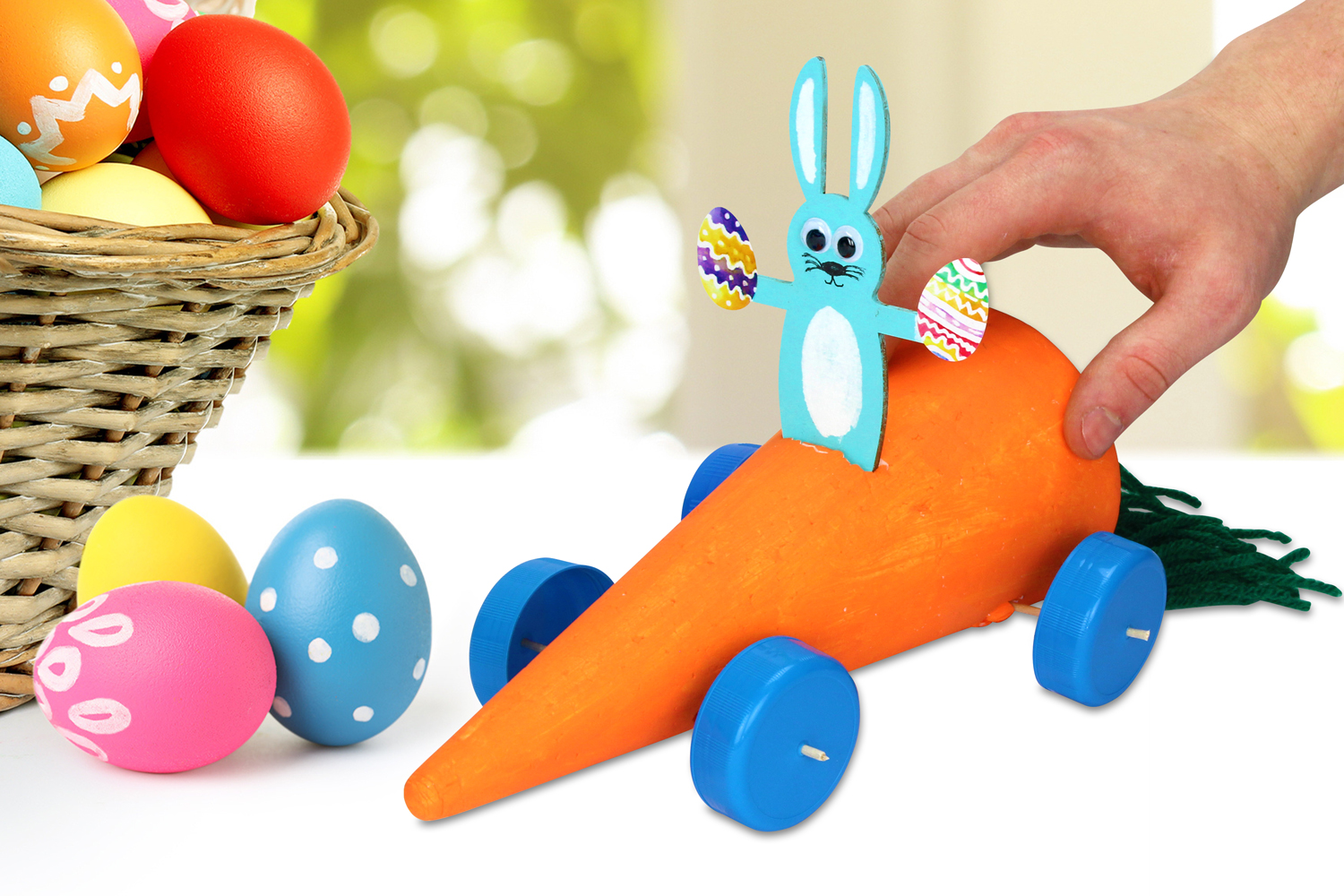 La voiture carotte du Lapin de Pâques - Tutos Pâques - 10 Doigts